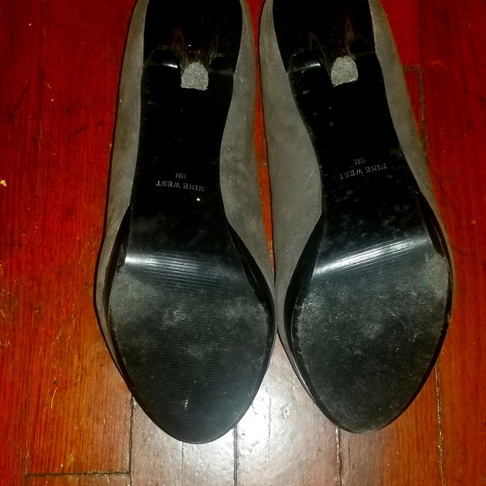Boots - Picture 3 of 6